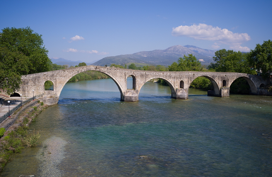 04-Arta-Steinbrcke-X1D-9