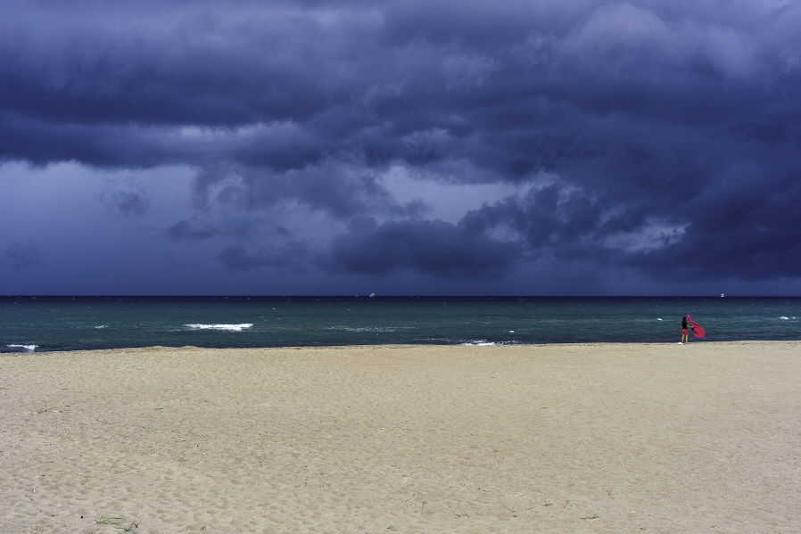 20d-Kalogria-Strand2020-X1D-10-24x16